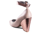 PeepToe Women’s Chelsea Shoe - Nude/Rose Gold