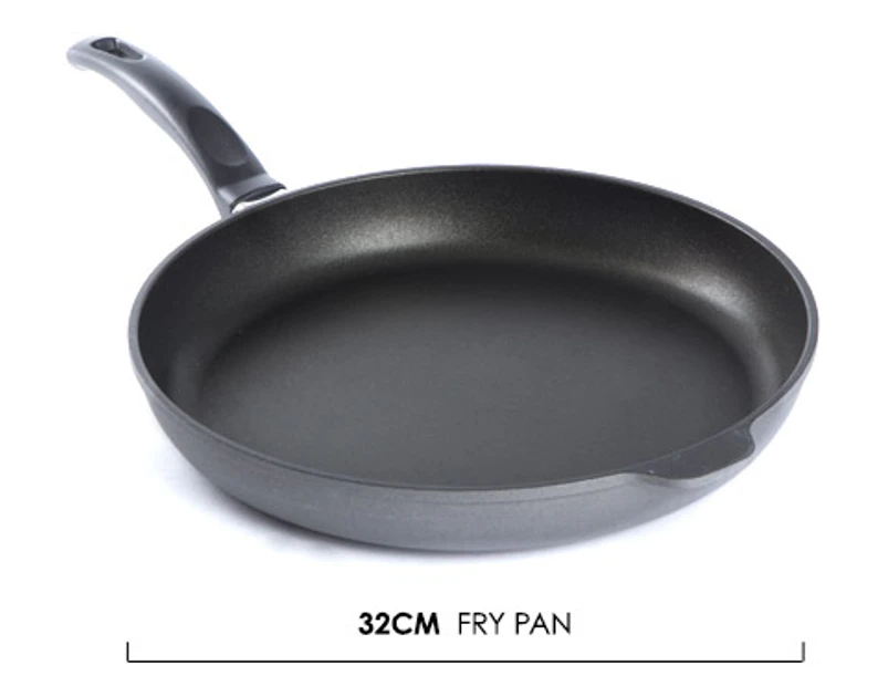 Swiss Titan 32cm Fry Pan