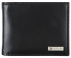 Tommy Hilfiger Fordham Passcase Billfold Wallet - Black