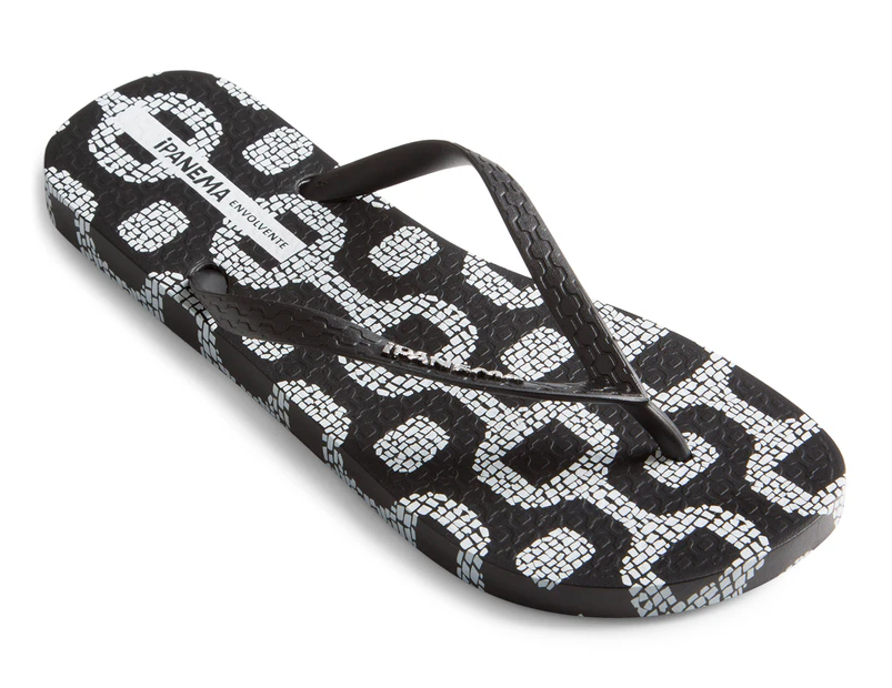 Preview image iPANEMA Women’s Classica Envolvente Thong - Black/White