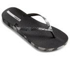 iPANEMA Women’s Fashion Thongs - Black