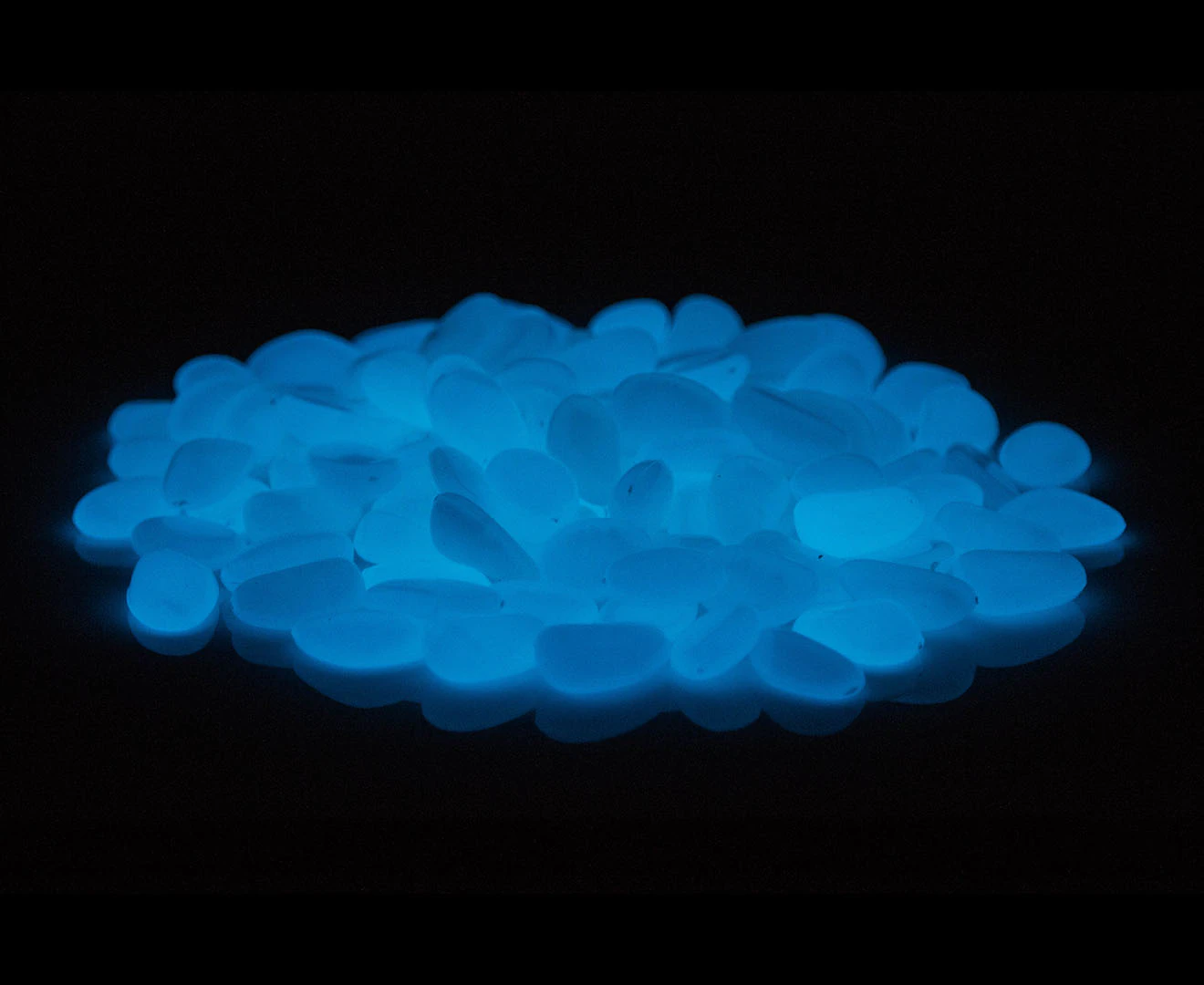 Glo Stones Glow In The Dark Pebbles 100-Pack - Blue