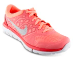 Nike Women's Flex 2015 Rn Shoe - Bright Crimson 