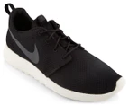 Nike Men's Roshe One Shoe - Black/Anthracite