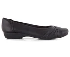 Clarks Women's Albury Pixie Shoe - Black Leather