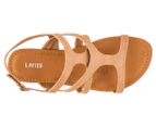 Lavish Women's Flyer Sandal - Caramel Softee