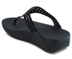 FitFlop Women's Carmel Toe-Post Leather Sandal - All Black
