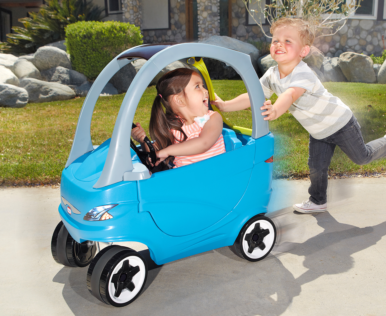 Little Tikes Cozy Coupe Sport | Mumgo.com.au