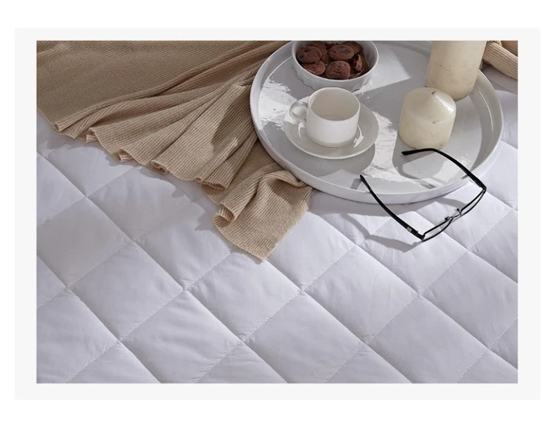 Quilted Cotton Covered Mattress Protector-queen