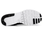 Nike SB Men's Stefan Janoski Max Shoe - Black/White
