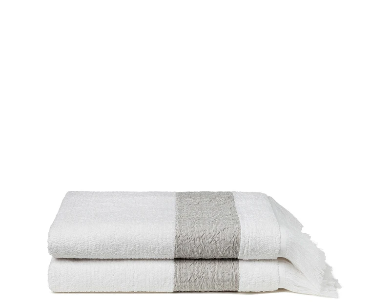 Positano Fringed Queen Towel colour White / Chiaro Grey