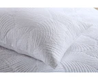 Luxury Quilted 100% Cotton Coverlet / Bedspread Set King / Super King Size Bed 250x270cm Palm Leaves White