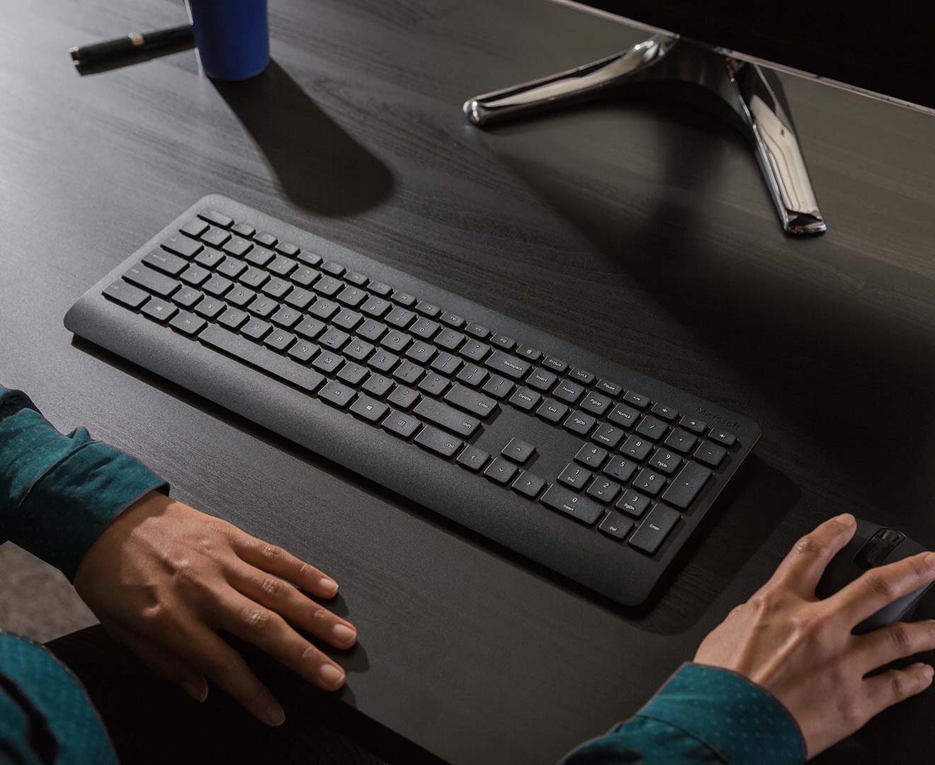 Microsoft Wireless Desktop 900 Keyboard & Mouse - Black ...