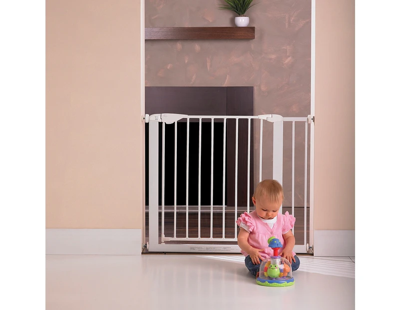Childcare Assisted Auto Close Safety Gate