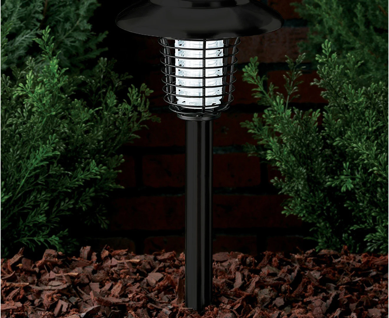 2 x Lenoxx Mosquito-Zapper Solar Lamp - Black/White/Purple