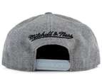 Mitchell & Ness Heather Reflective Snapback Hat - Toronto Raptors / Grey