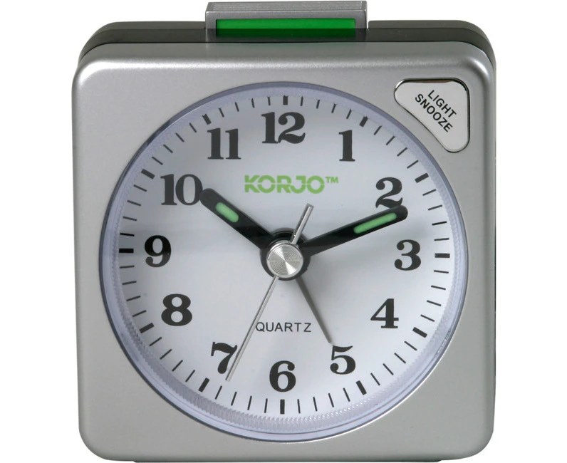 KORJO AAC73  Analogue Travel Alarm Clock Snooze Button and Night Light  Analogue Face  ANALOGUE TRAVEL ALARM CLOCK