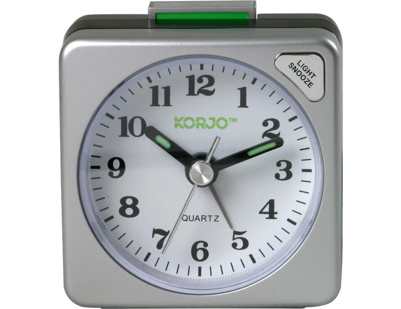KORJO AAC73  Analogue Travel Alarm Clock Snooze Button and Night Light  Analogue Face  ANALOGUE TRAVEL ALARM CLOCK