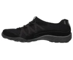 Skechers Women's Breathe Easy Relaxation Relaxed Fit Shoe - Black