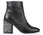 Urge Women's Leather Luna Boot - Black