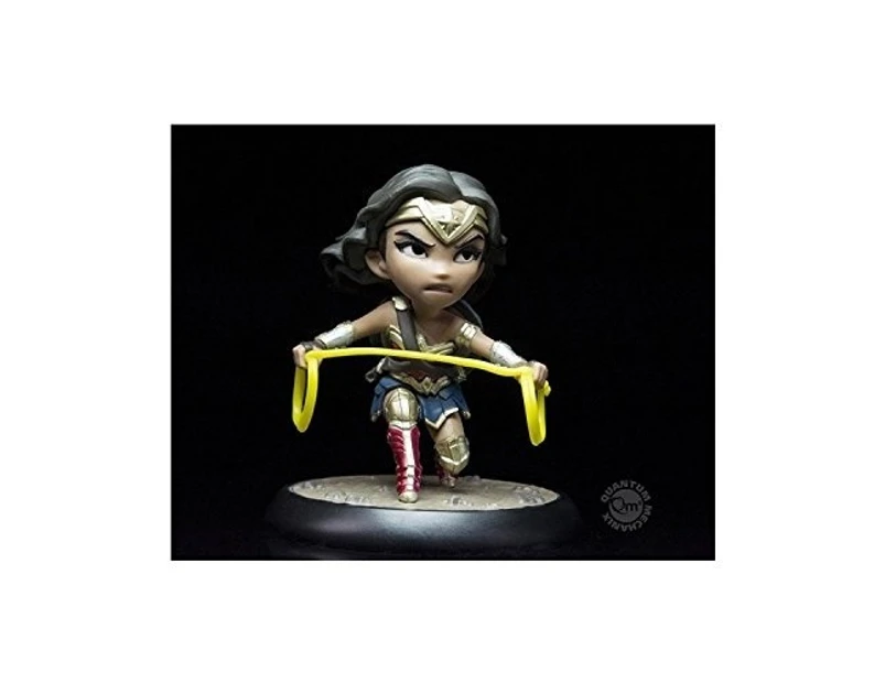 QMx Wonder Woman Justice League Q-Fig