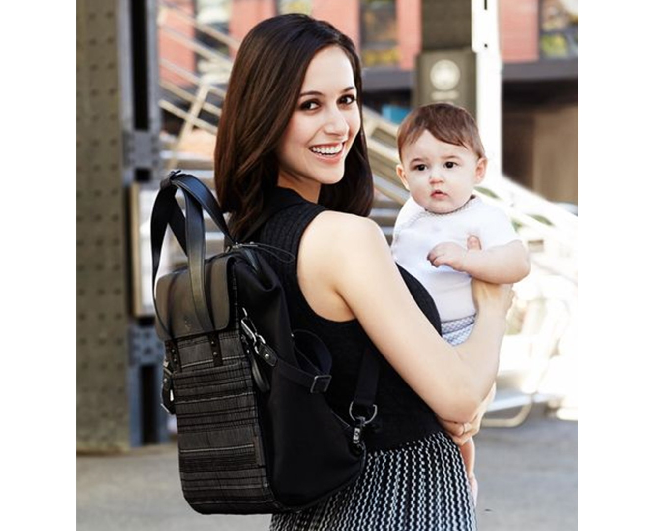 skip hop highline convertible diaper bag