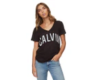 Calvin Klein Jeans Women's Flocked V-Neck Tee - Black