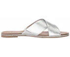 Jessica Simpson Women's Brinella Flat Sandal