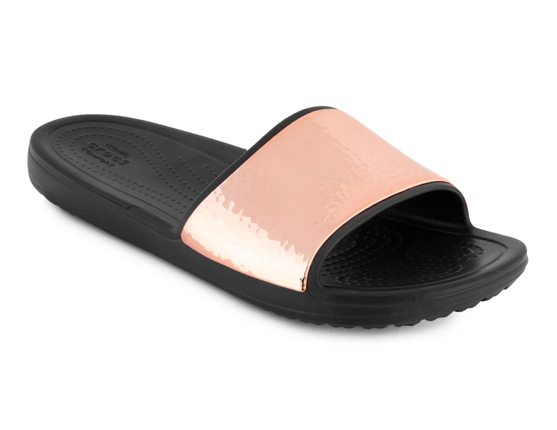 Crocs Women's Sloane Hammered Metallic Slide - Black/Rose Gold