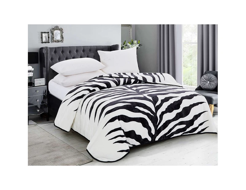 J.Elliot Home - Zebra Blanket 220x240cm Black/White