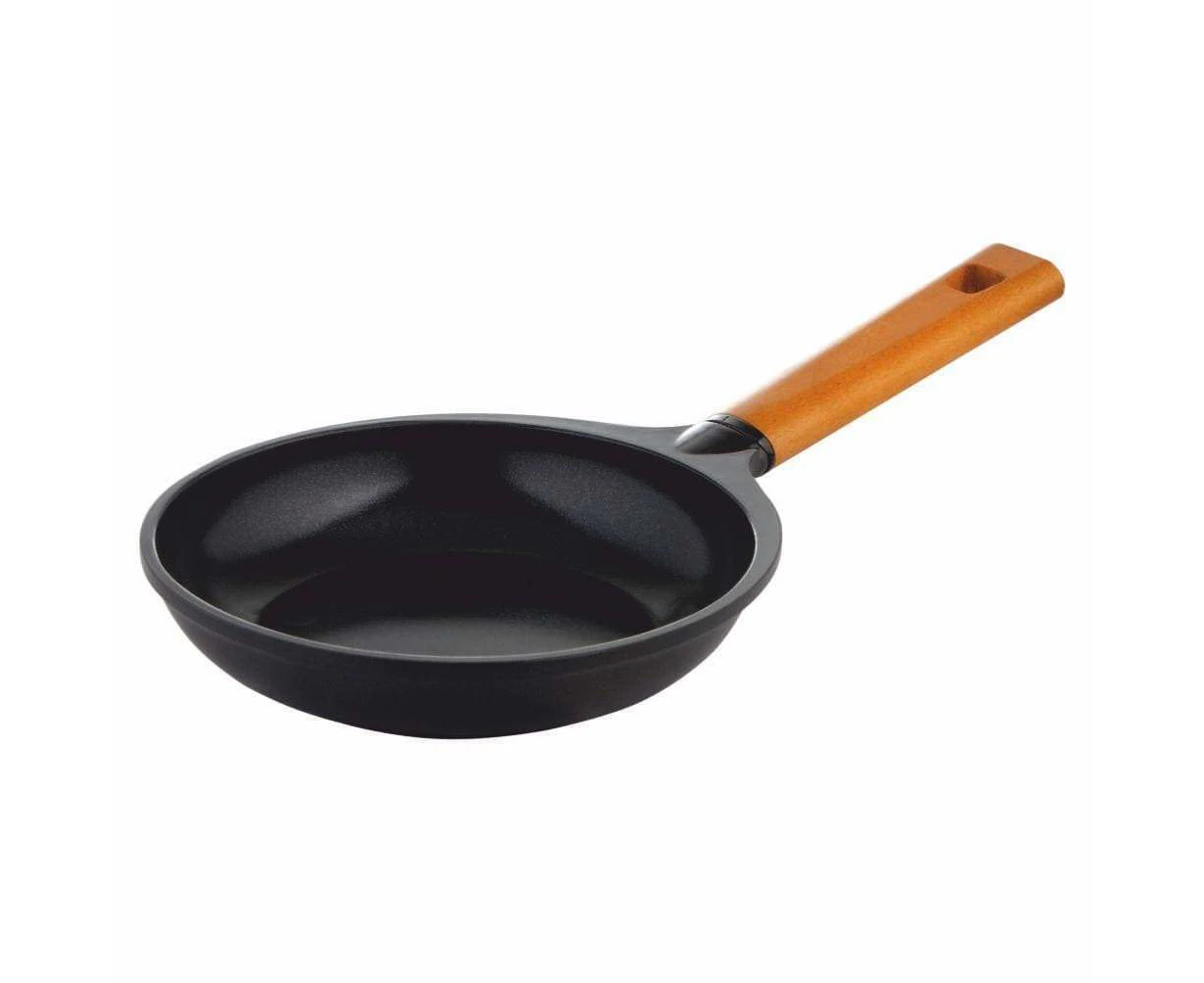 Wonderchef Caesar Frying Pan With Wooden Handle 26 cm