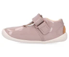 Clarks Girls' Roamer Go Shoe - Pink Patent