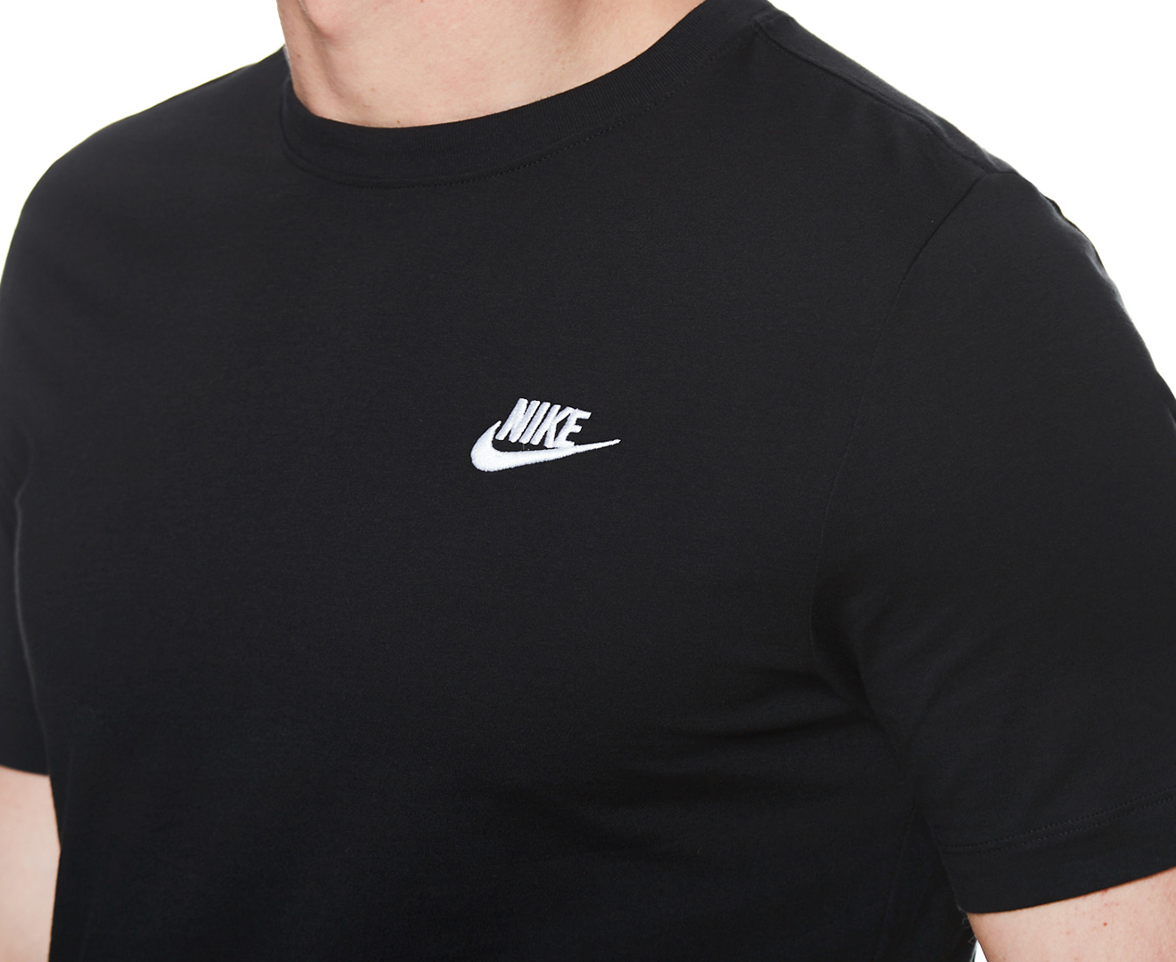 Nike Men's Sportswear Club Tee / T-Shirt / Tshirt - Black | Catch.co.nz