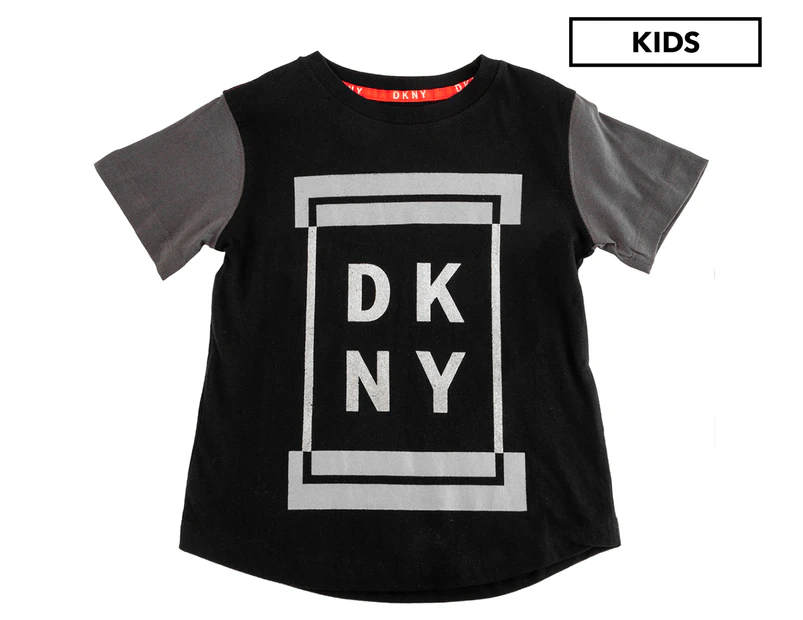 DKNY Boys' Contrast Sleeve Square Art Tee / T-Shirt / Tshirt - Caviar