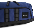 Oakley 3.5L Utility Beauty Case - Dark Blue