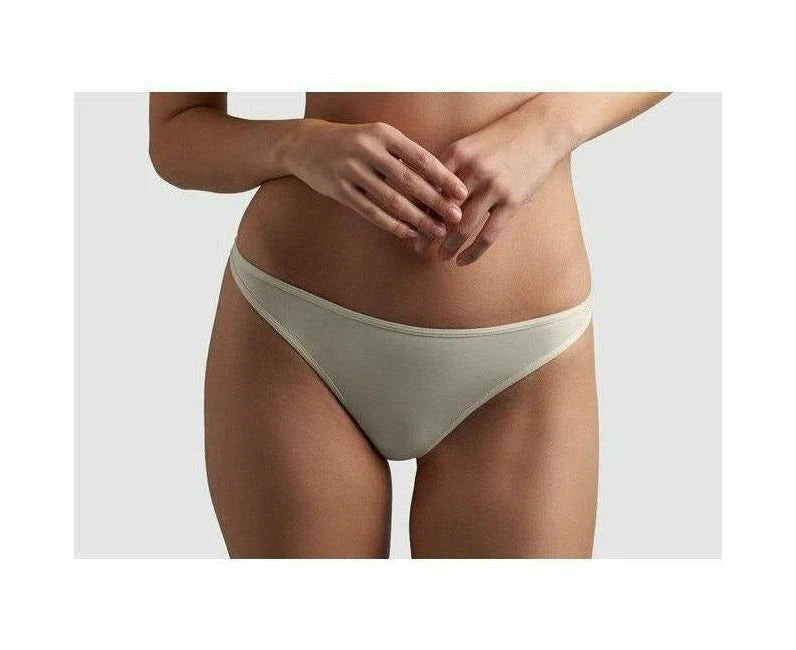 marlies dekkers Dame De Paris Thong 2cm in Ivory