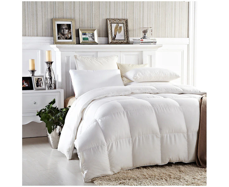 95% Luxury Goose Down& Feather Light Weight Quilt - Single (140cmx210cm)