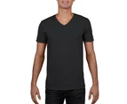 Gildan Adults Unisex Short Sleeve Premium Cotton V-Neck T-Shirt (Black) - RW4738
