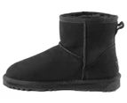 OZWEAR Connection Women's New Generation Ugg Classic Mini Boots - Black