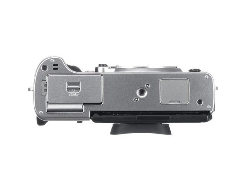 Fujifilm X-T3  - Silver w/ 18-55mm XF f/2.8-4 R LM OIS Lens - Silver