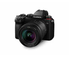 Panasonic LUMIX S5 + 20-60mm Lens Kit - Black