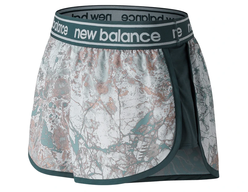 New Balance Women's Printed Accelerate 2.5 Inch Shorts - Multi