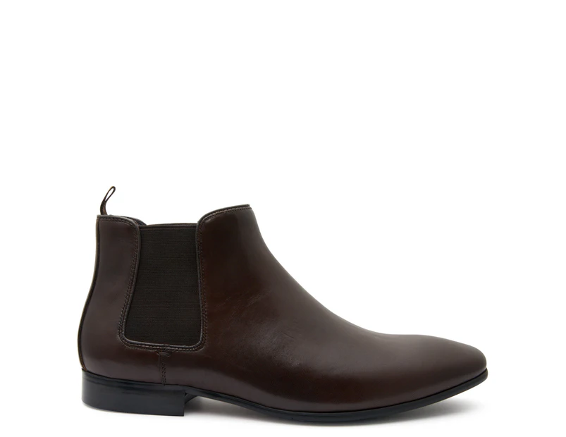 Batsanis Chester Brown Chelsea Boots