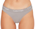 Calvin Klein Women's Emote Cotton Thong 3-Pack - Black/Frost Grey/Nymph's Thigh