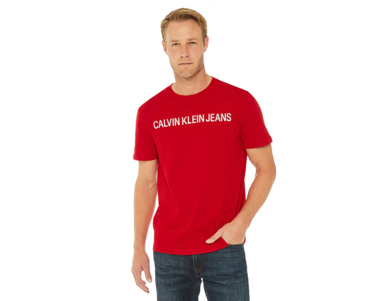 Calvin Klein Jeans Men's Textured Institutional Tee / T-Shirt / Tshirt - Barbados  Cherry 