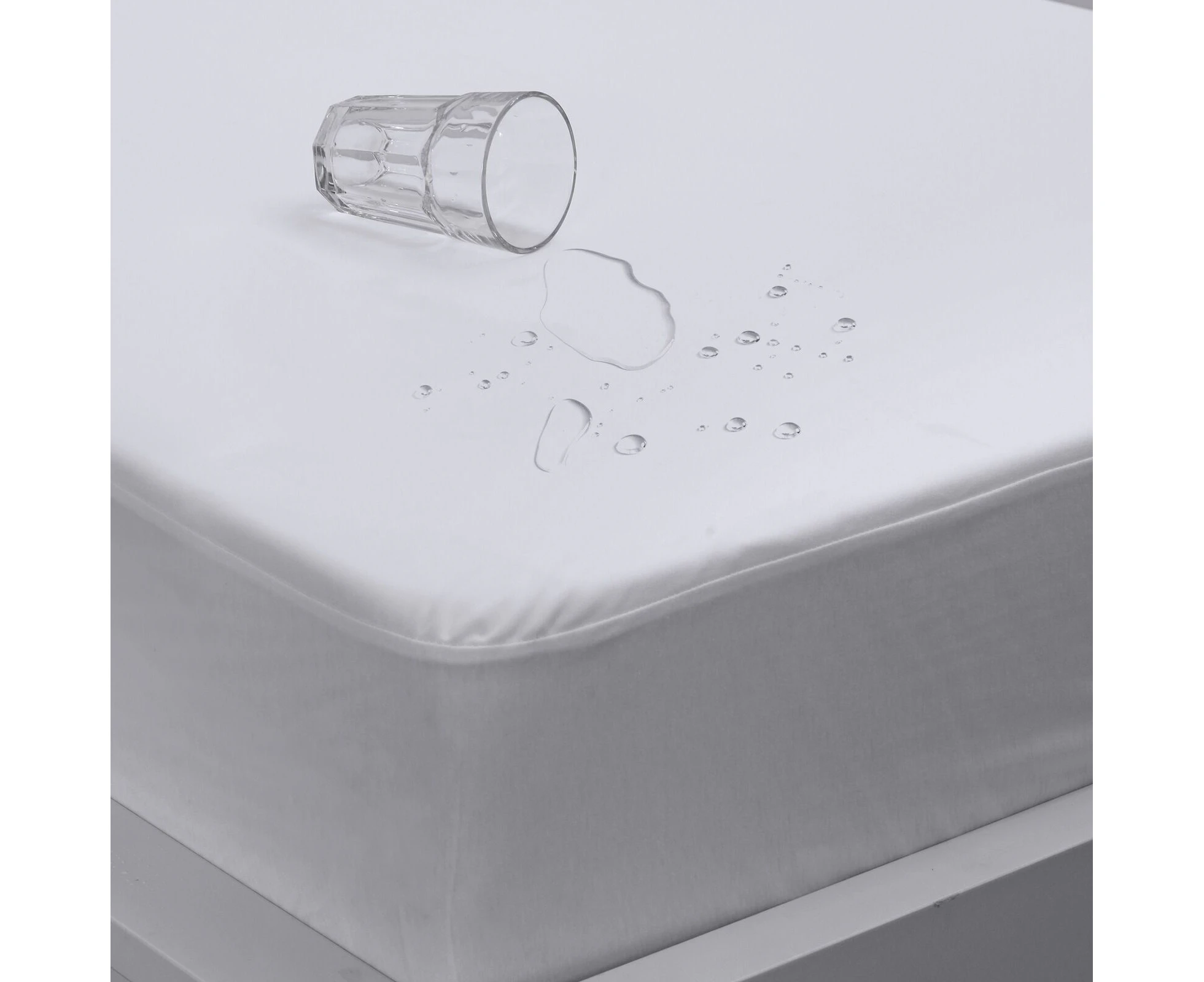 Eva Clean Waterproof Mattress Protectors - Queen - White