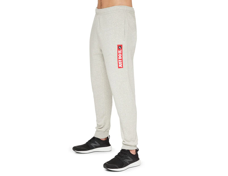 Nike Men's Just Do It Basic Fleece Joggers / Tracksuit Pants - Grey