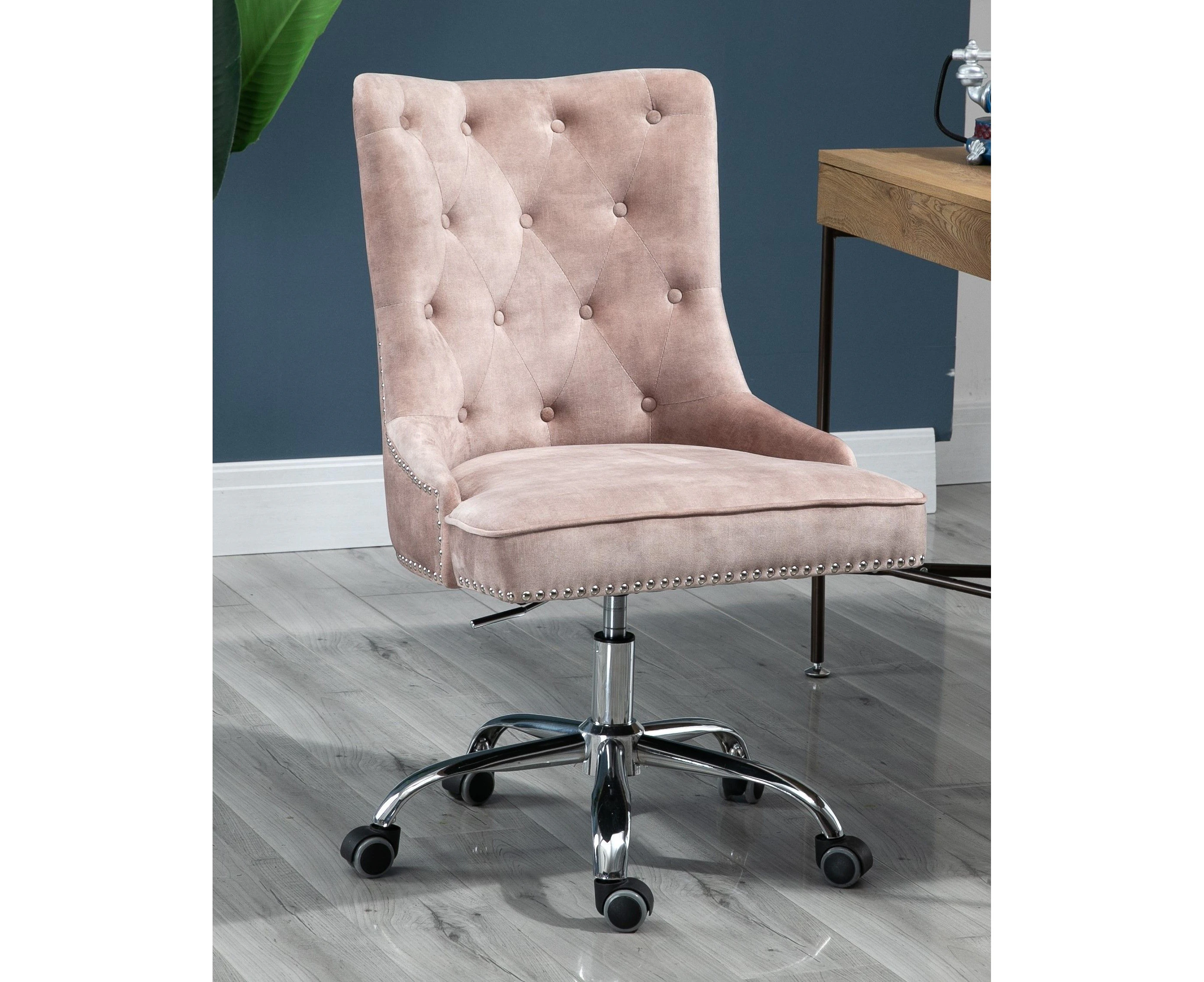 Velvet Upholstered Tufted Office Chair with Studs-Champagne