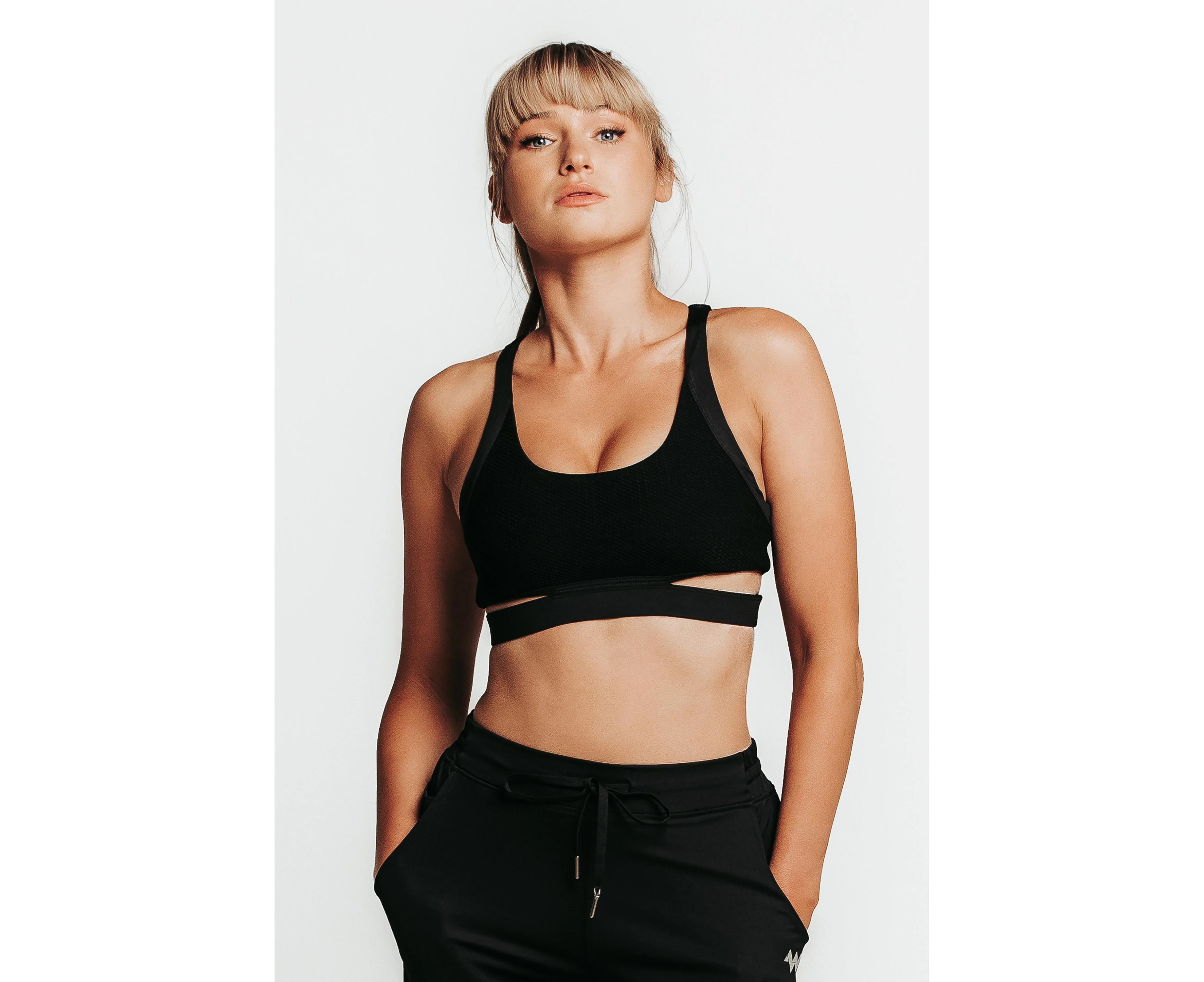 Wrapdrive   Women's Courage Sports Bra: Black