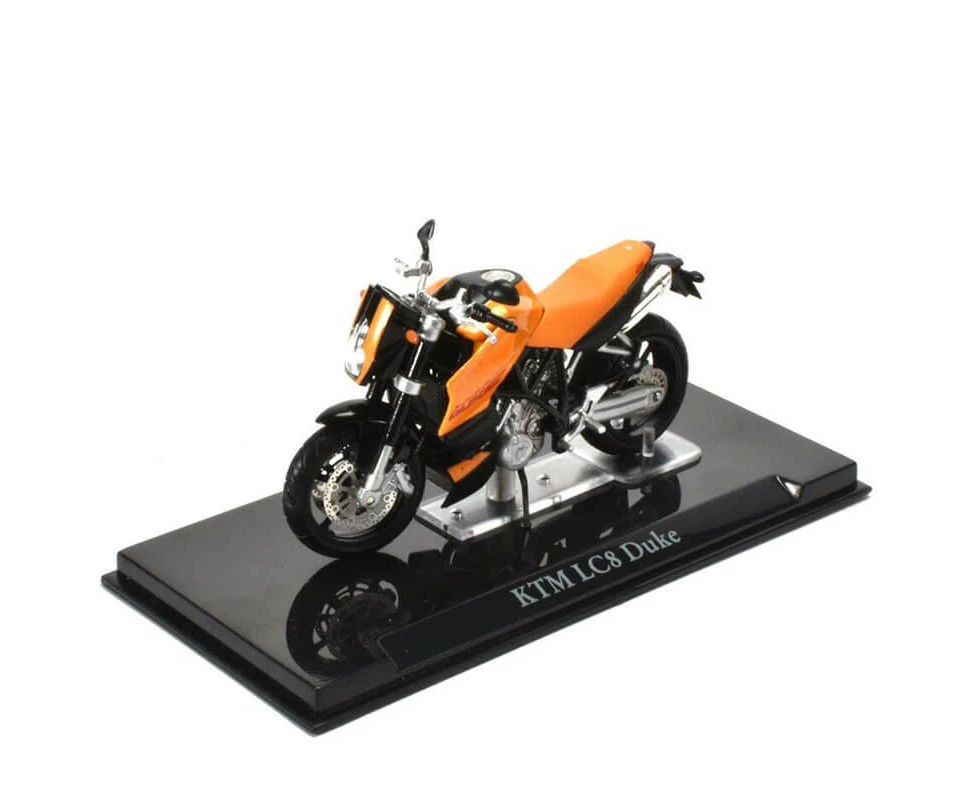 Atlas 1/24 KTM LC8 Duke